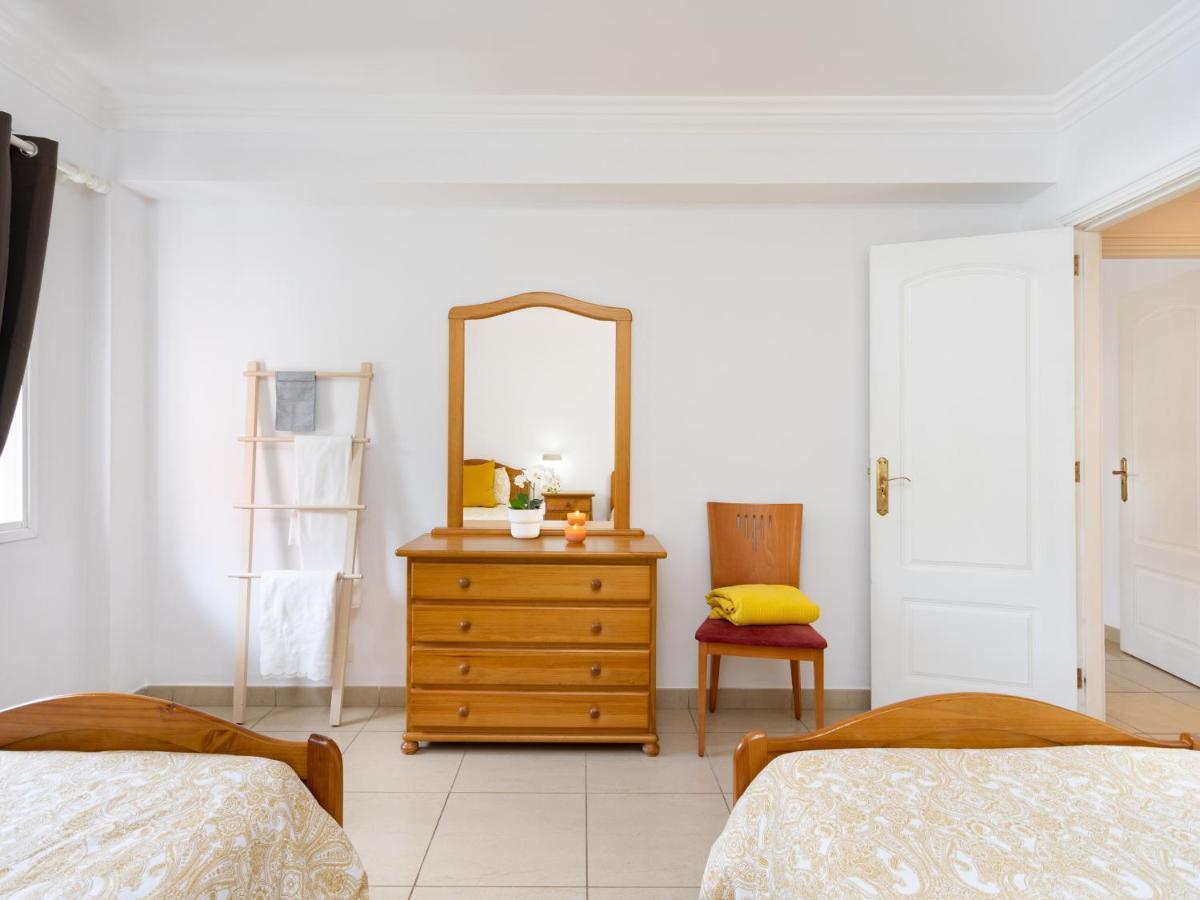 Live Los Cristianos Los Playeros Close To The Beach أرونا المظهر الخارجي الصورة